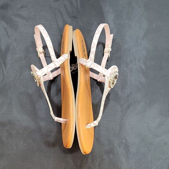 BRAND NEW G by GUESS GGLYNDEN-C T-STRAP SANDALS - Picture 8 of 11